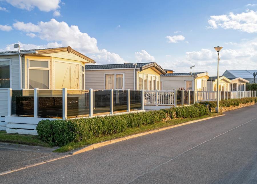 caravan breaks at gimblet rock holiday park in pwllheli
