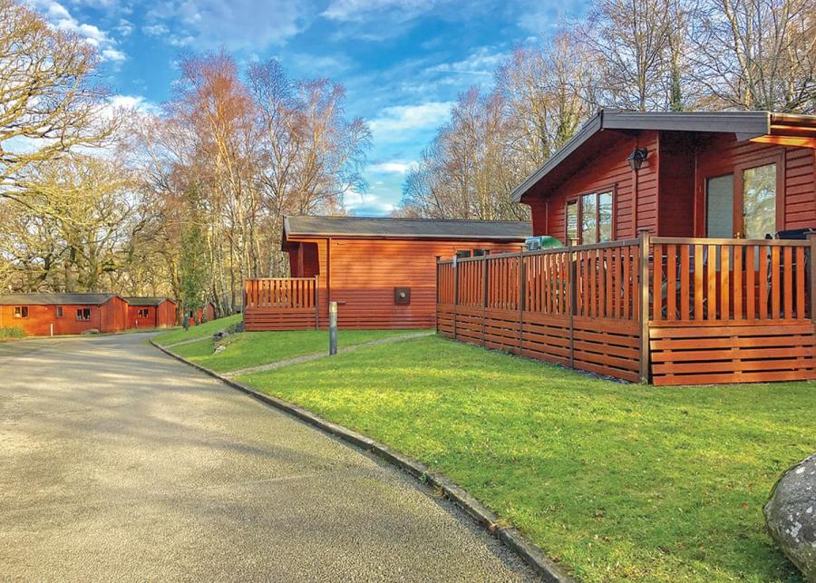 lodge breaks at ogwen bank caravan and lodge park near bangor