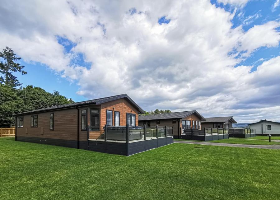 lodge breaks at ruthven falls holiday park near angus