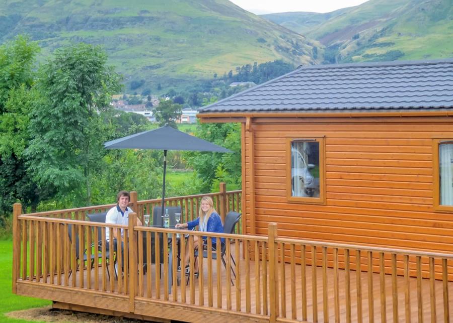 lodge accommodation at the woods holiday park in alva