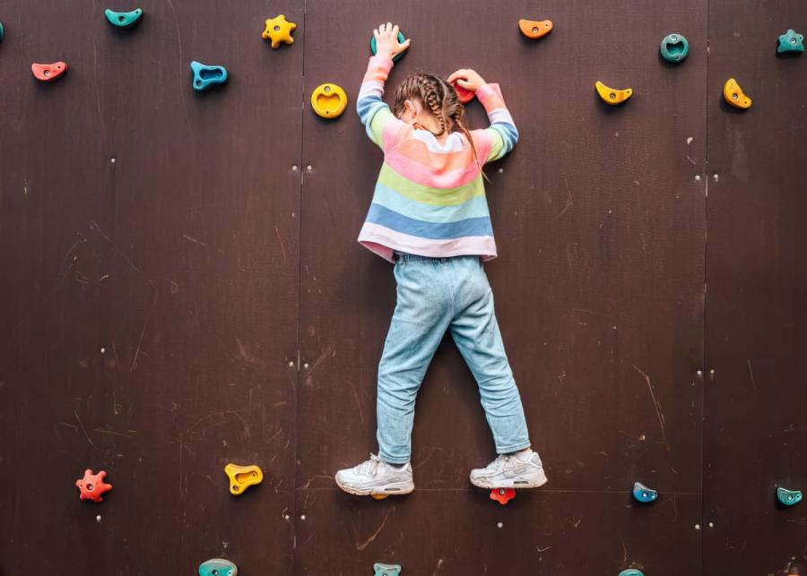 climbing wall at thurston manor holiday park in east lothian