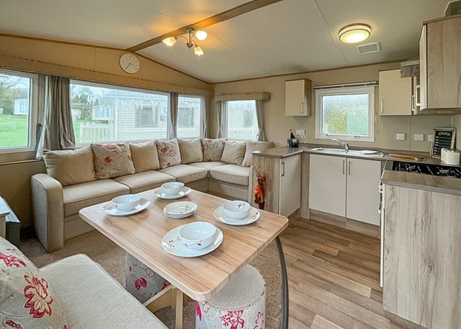 caravan holidays at trefach country club and holiday park in pembrokeshire