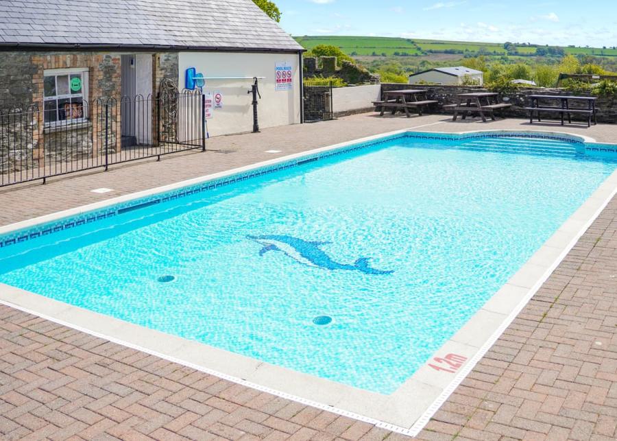 outdoor pool at trefach country club and holiday park in pembrokeshire