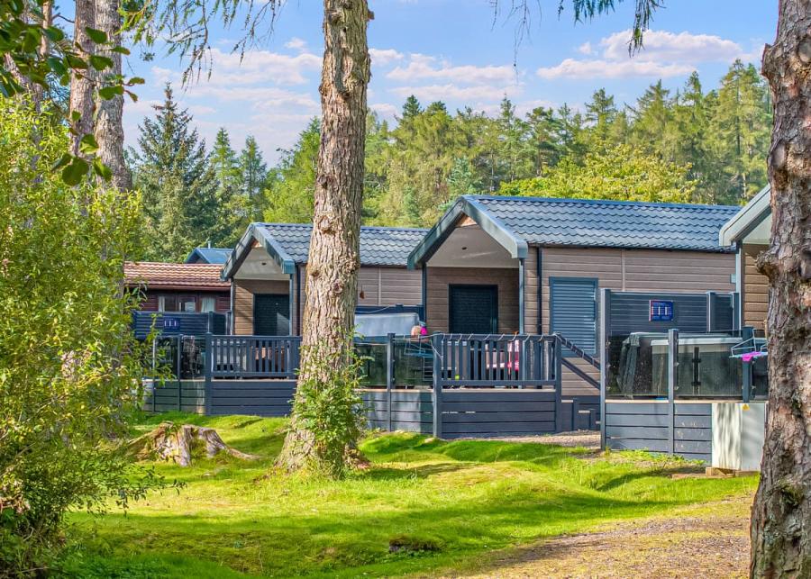 glamping pods at tyndrum holiday park in tyndrum