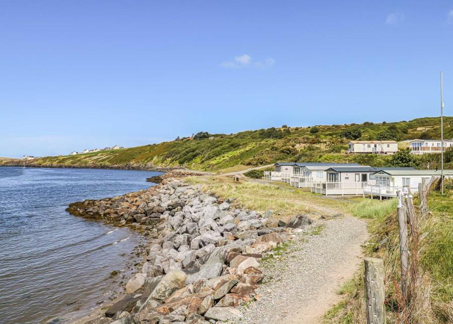 costal getaway at waters edge leisure park in cardigan
