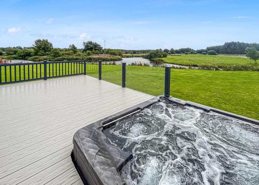 hot tub breaks at westlands country park in annan