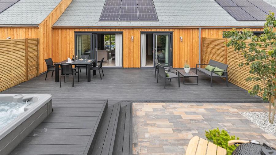 the exterior garden of a Whalesborough Farm Resort holiday home