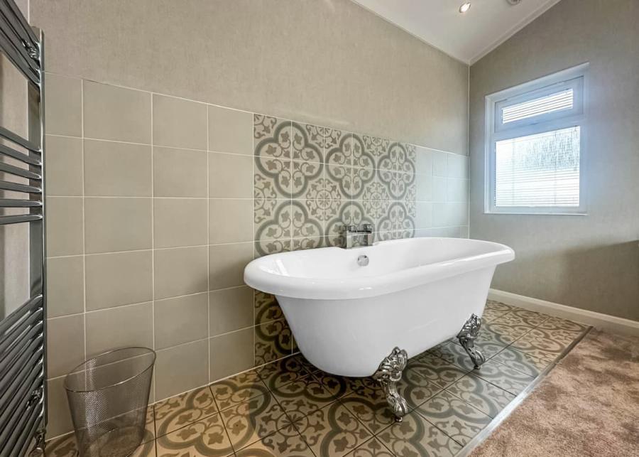 roll top bath at wide horizons holiday park in ceredigion.