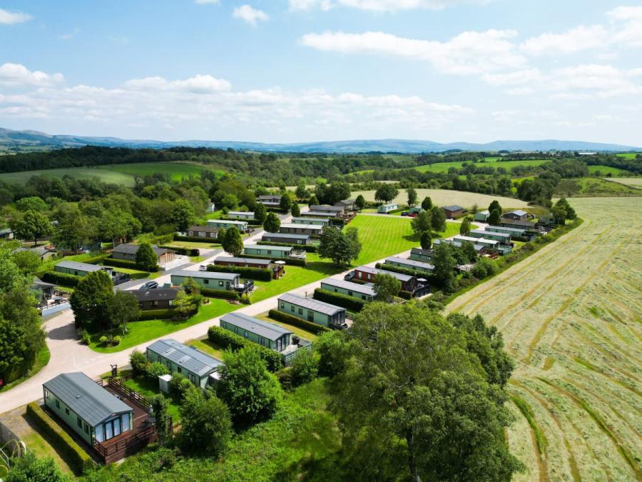 caravan and lodge hoolidays at Wild Rose Holiday Park in Appleby-in-Westmorland in the Lake District