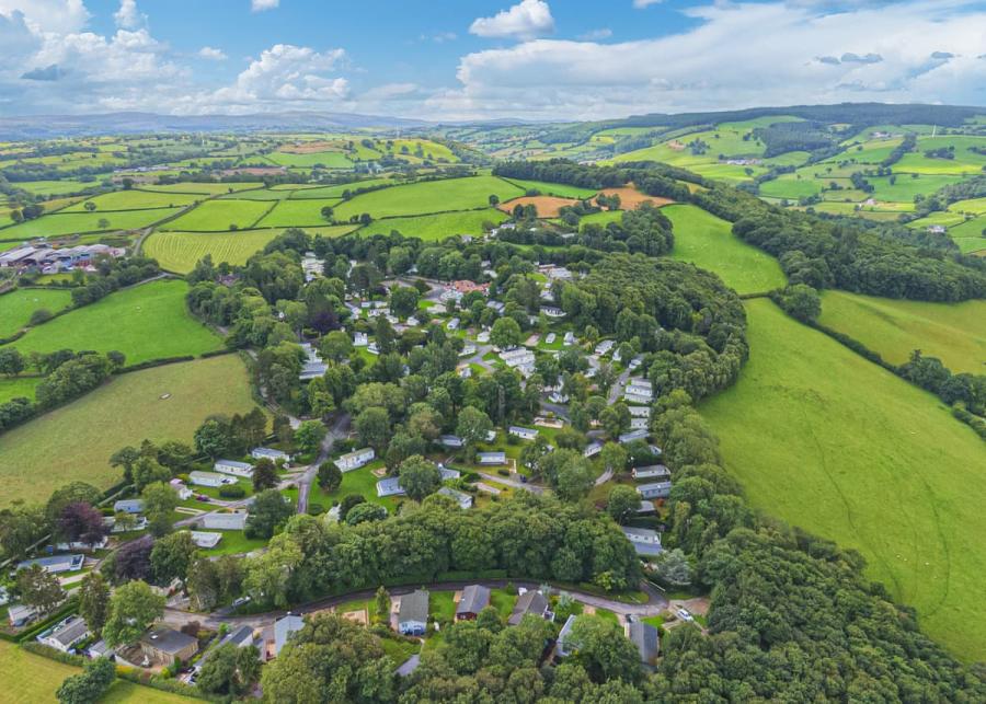 woodlands hall holiday park near ruthin in denbighshire
