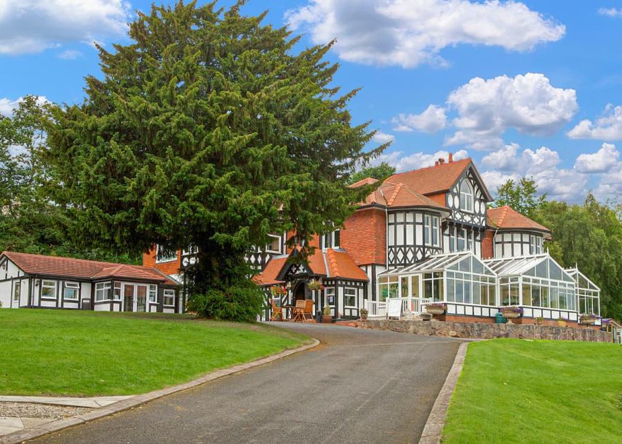 woodlands hall holiday park near ruthin in denbighshire