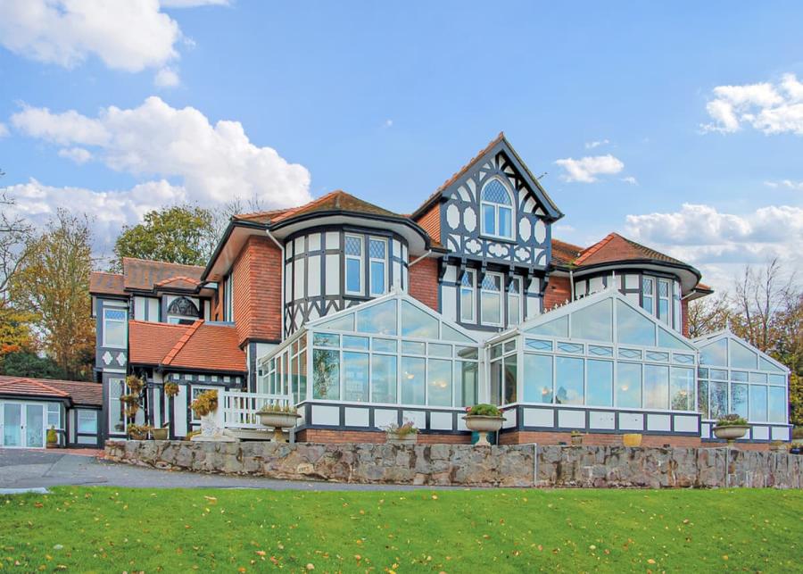 woodlands hall holiday park near ruthin in denbighshire