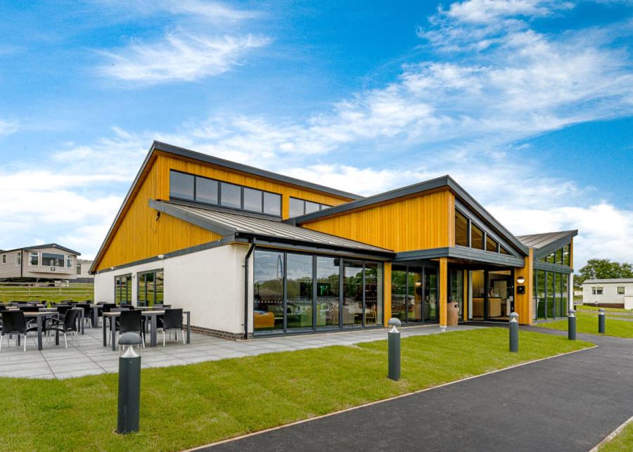bar and restaurant at coldingham bay holiday park in coldingham, berwickshire