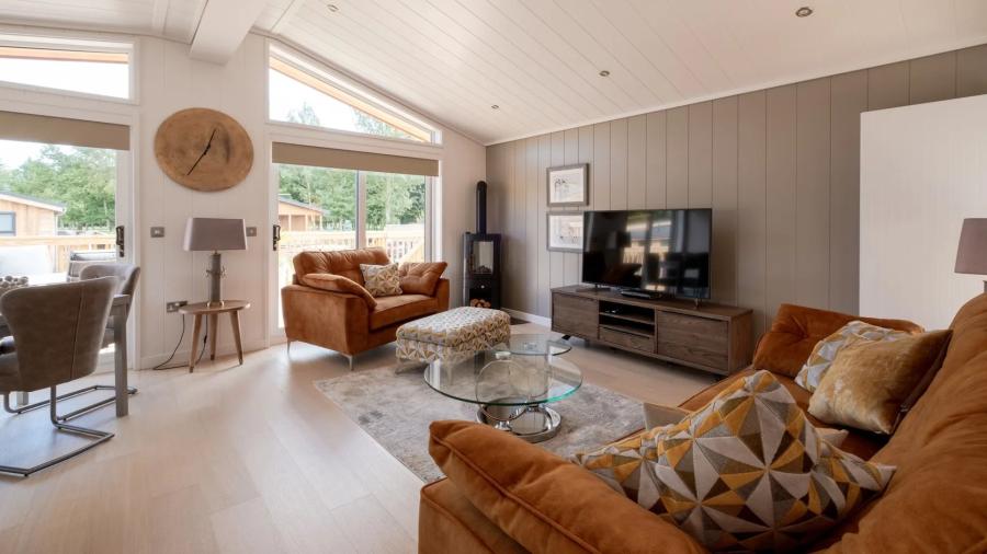 the lounge in a lodge at Laceby Manor Resort