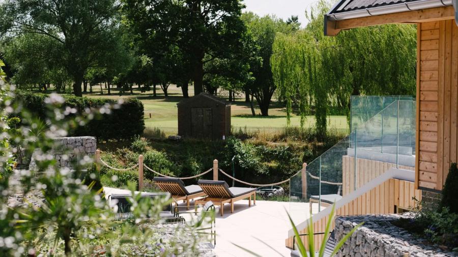 the grounds at Laceby Manor Resort