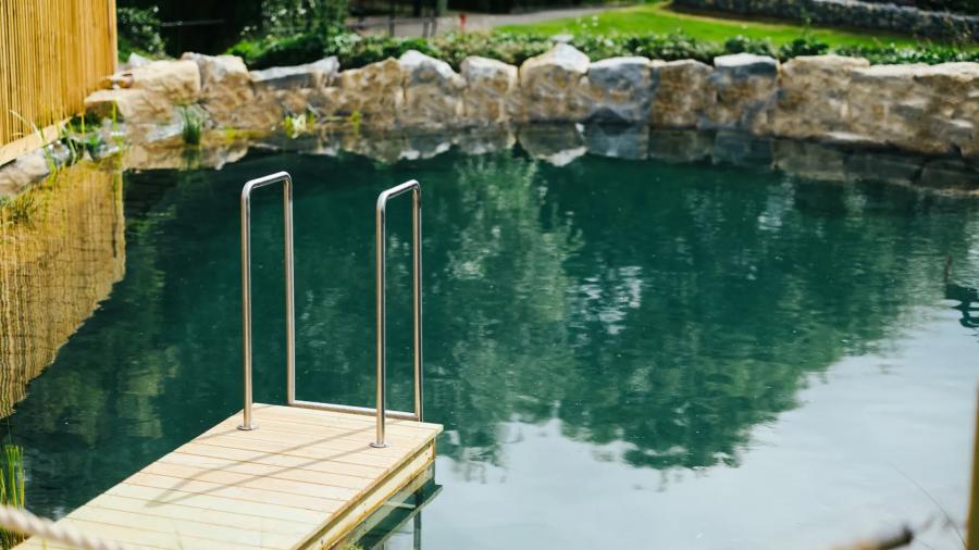 outdoor freshwater pool at Laceby Manor Resort
