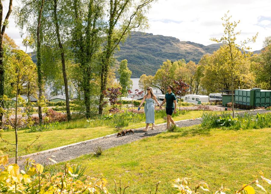 lodges at lomond holiday park in Inveruglas