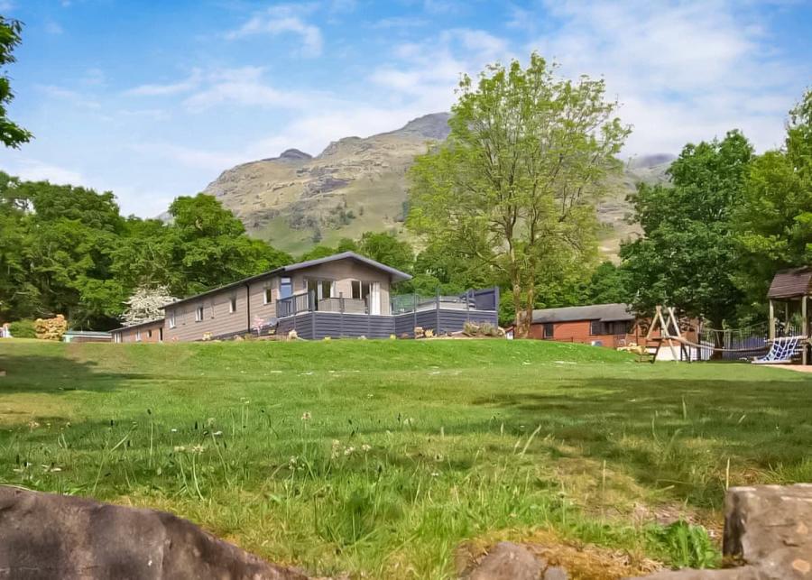 luxury lodge breaks at lomond holiday park in Inveruglas
