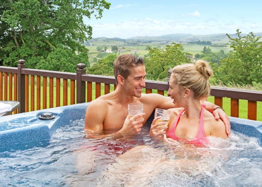 hot tub breaks at nunland hillside lodges in dumfries and galloway 
