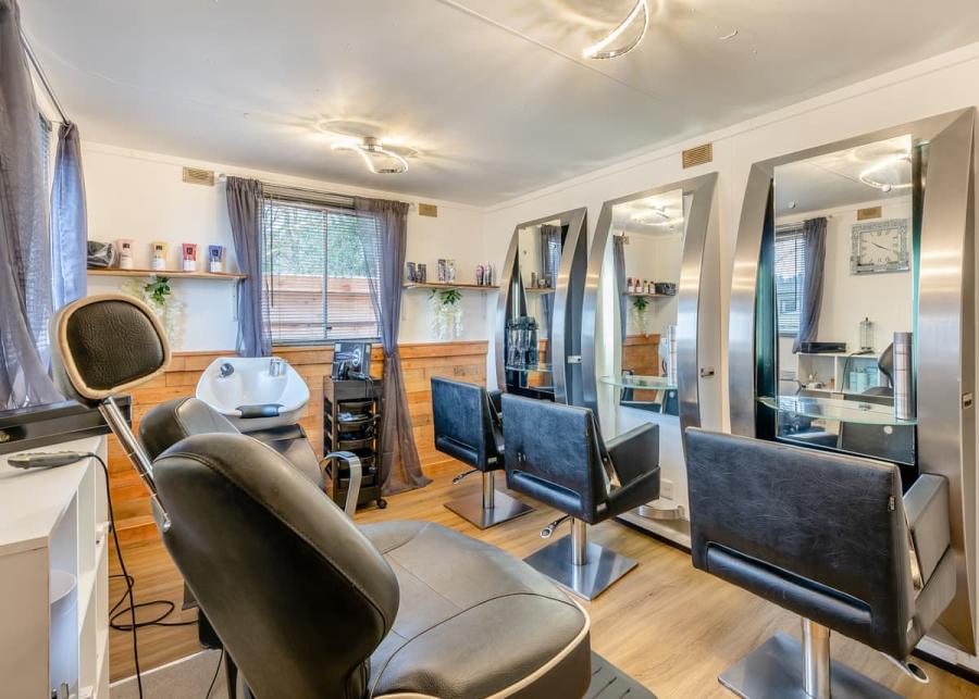 hairdressers at silverwood holiday resort in perthshire