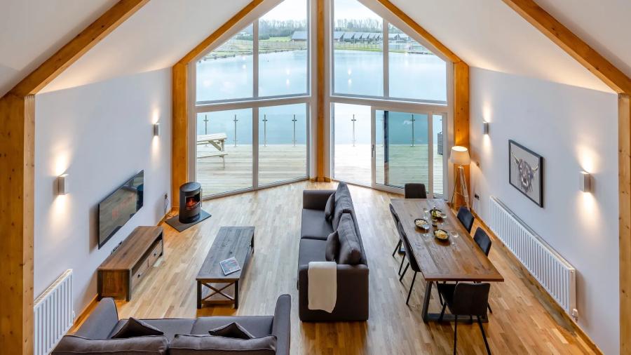 view of the interior of a luxury lodge at Twin Lakes Holiday Park