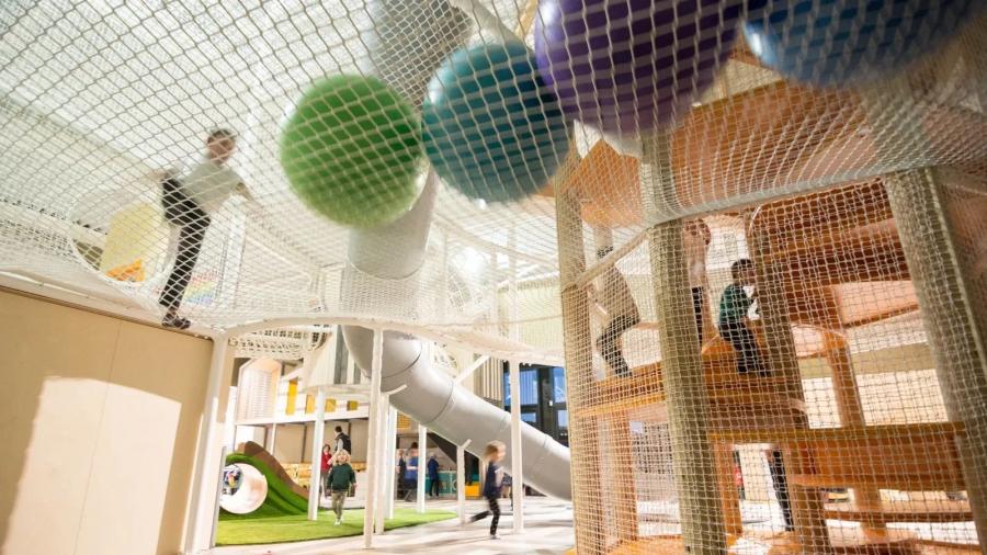 the indoor soft play area at Whitekirk Hill Resort