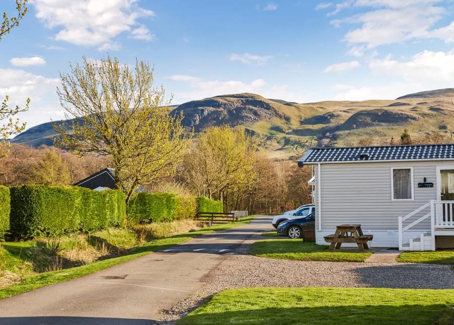 caravan breaks at campsie glen holiday park near fintry 