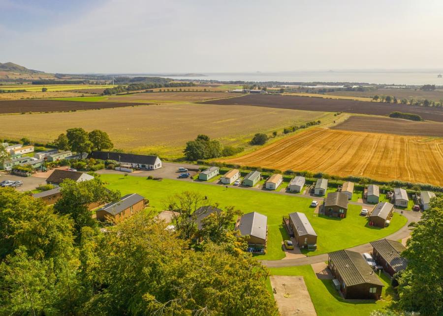 caravan breaks at letham feus holiday park in fife