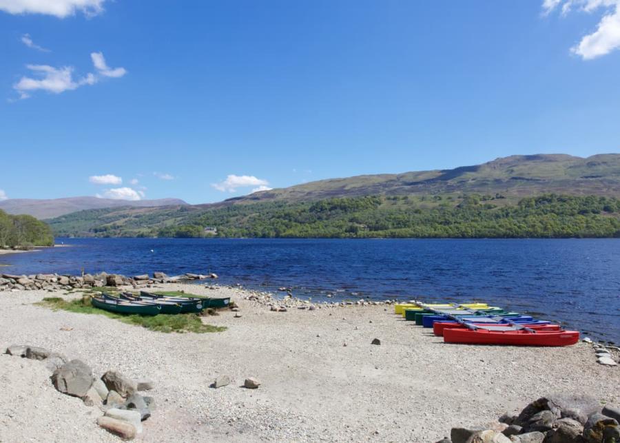 waters edge at loch tay highland lodge park near killin