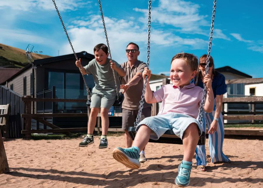 park at pease bay holiday park near Cockburnspath